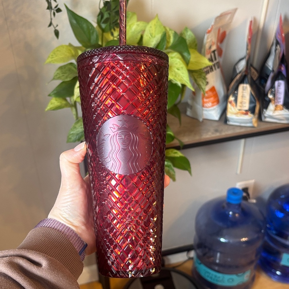 Starbucks 2022 Holiday ‘Merlot’ Wine Burgundy Red Jeweled Venti Tumbler 24oz - Picture 1 of 6